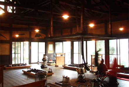 photo by 炭焼地鶏の店 らくだ山公式HP