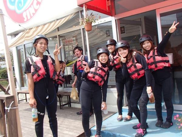 photo by【BBQランチが大人気!】 球磨川1日ラフティング 河原でBBQコース ◆温泉入浴券プレゼント!(熊本県・球磨・人吉)|そとあそび