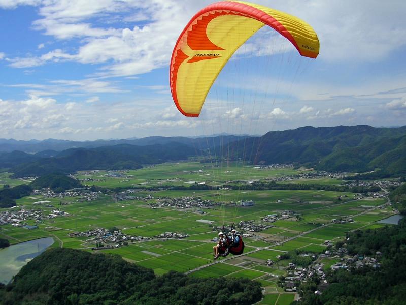 空を飛ぶ夢を叶えよう 関西のパラグライダーツアー7選 Sotoasobi Life そとあそびライフ