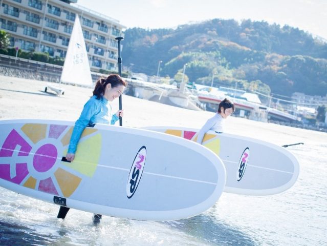 観光だけじゃもったいない 流行りのsupで湘南 鎌倉 逗子の海を満喫しよう Sotoasobi Life そとあそびライフ