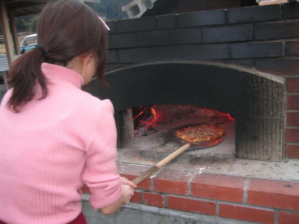 photo by 【初心者におすすめ】 セラピースノーシュー(石窯手作りピザランチ付)(滋賀県・高島)|そとあそび