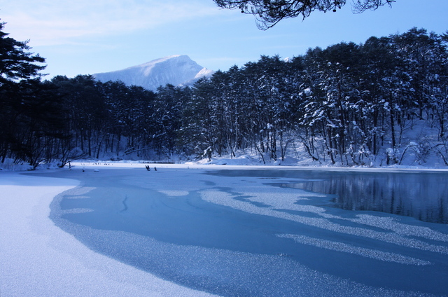 photo by TAKEZO